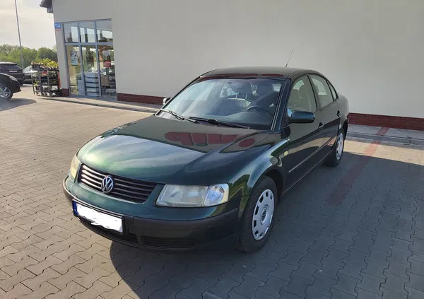 volkswagen Volkswagen Passat cena 5999 przebieg: 372743, rok produkcji 1999 z Lublin